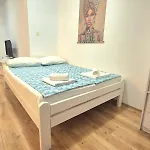 아파트 From With *